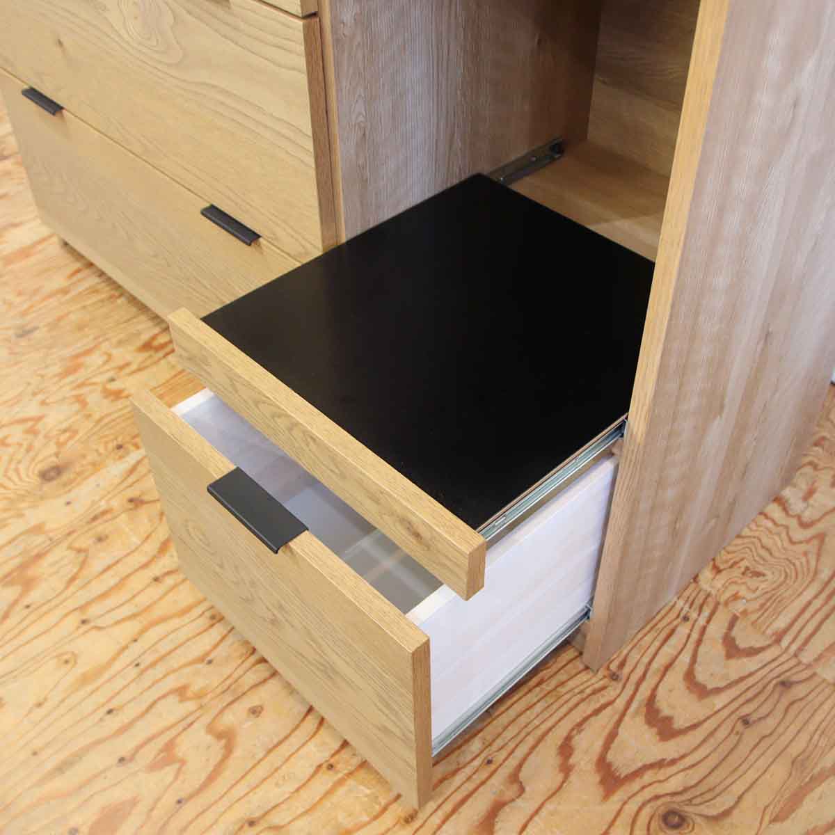 ウニコ / unico アディ キッチンボード 中古 カップボード 食器棚