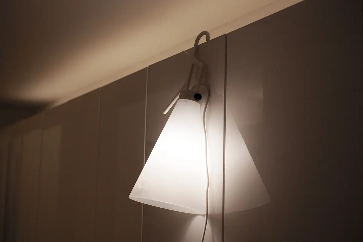 MAYDAY メイデイ（ホワイト） / FLOS Konstantin Grcic