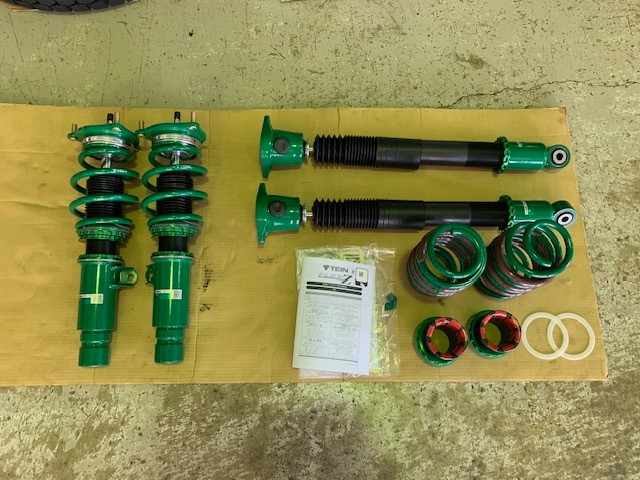 シビックハッチバック（FK7）車高調取り付け・ホイール交換(*'ω