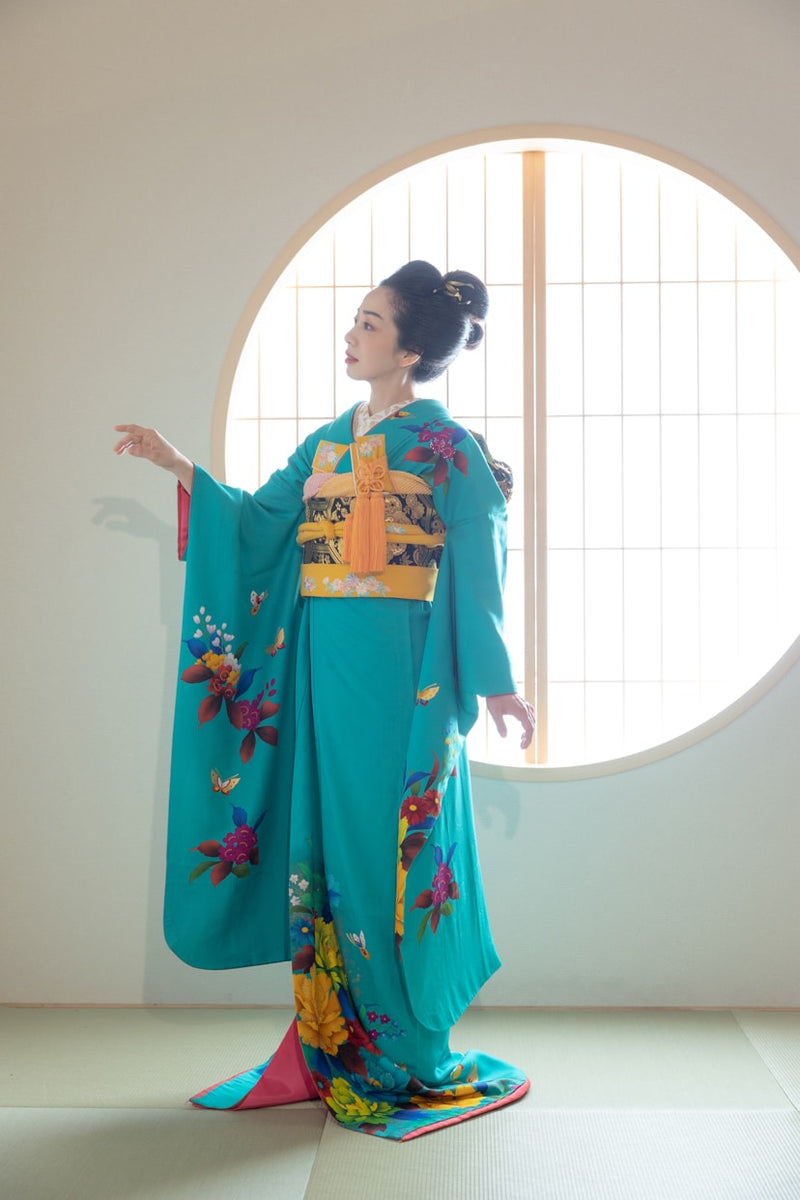 引き振袖・蝶に花｜白無垢・色打掛レンタルなら結婚式着物専門の【THE