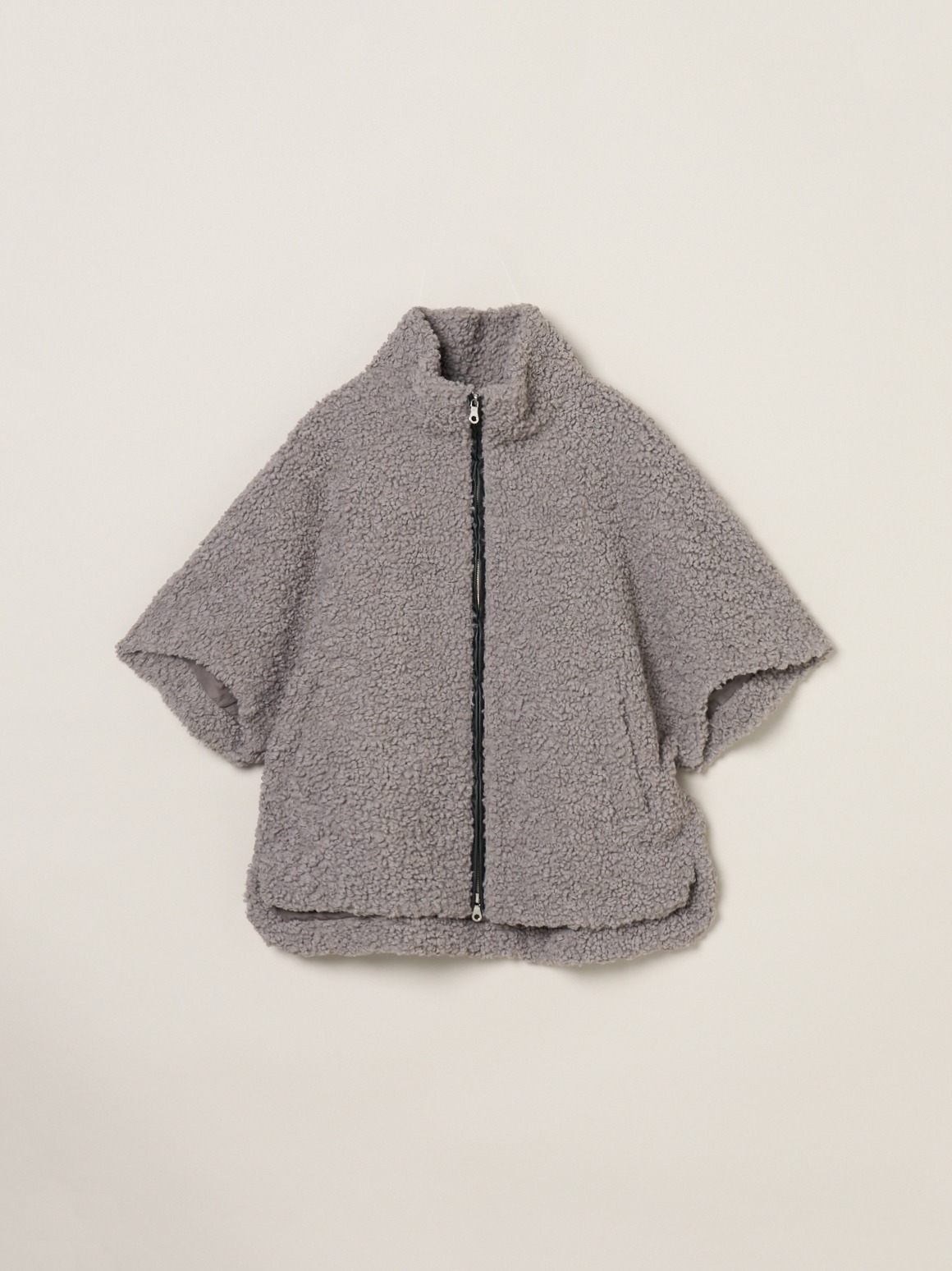 Millie】Poodle boa poncho｜スリードッツ オフィシャルオンラインショップ