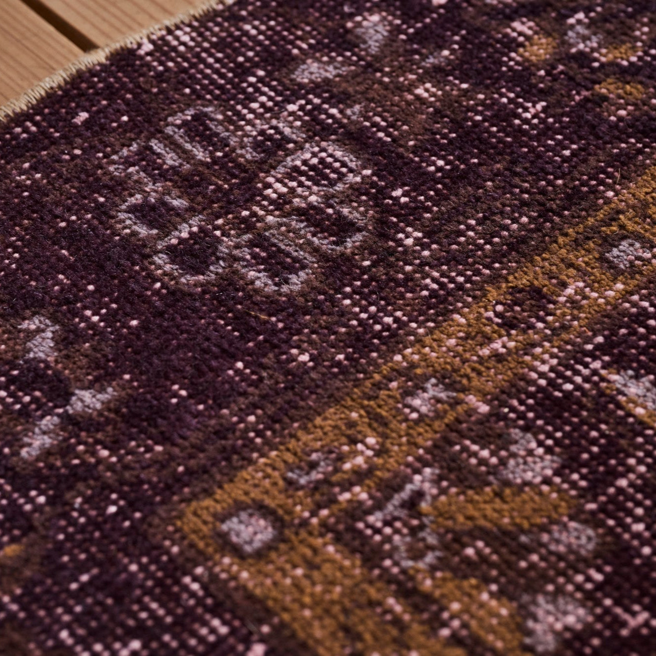 ヴィンテージラグ | トルコ・ドアサイズ No.03 | 赤紫色 | 84×43 – tiflo