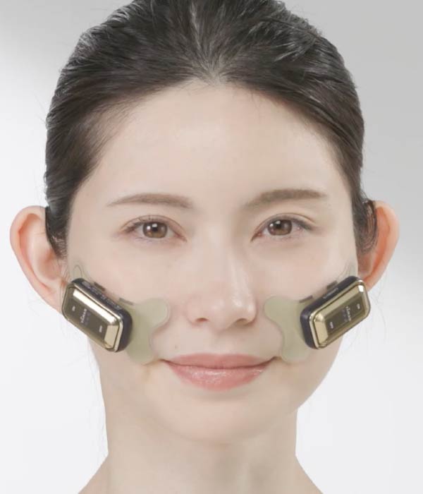 リフトアップをデザインする貼るEMS美顔器『デザインリフト モア