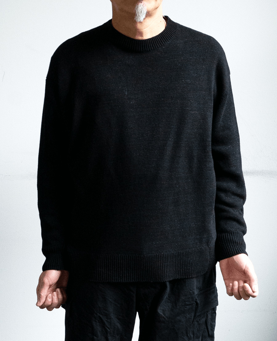 COMOLI ブラック クルーネックニット | 大阪心斎橋のメンズ洋服の