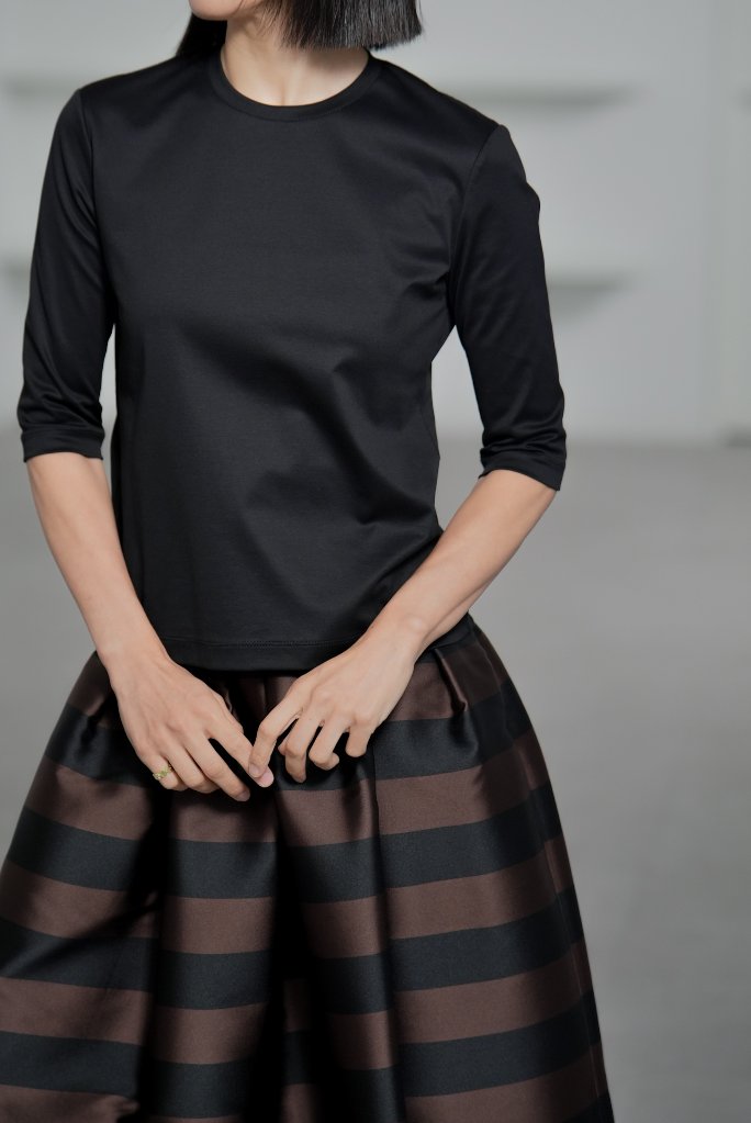 Tops｜SHE Tokyo online shop