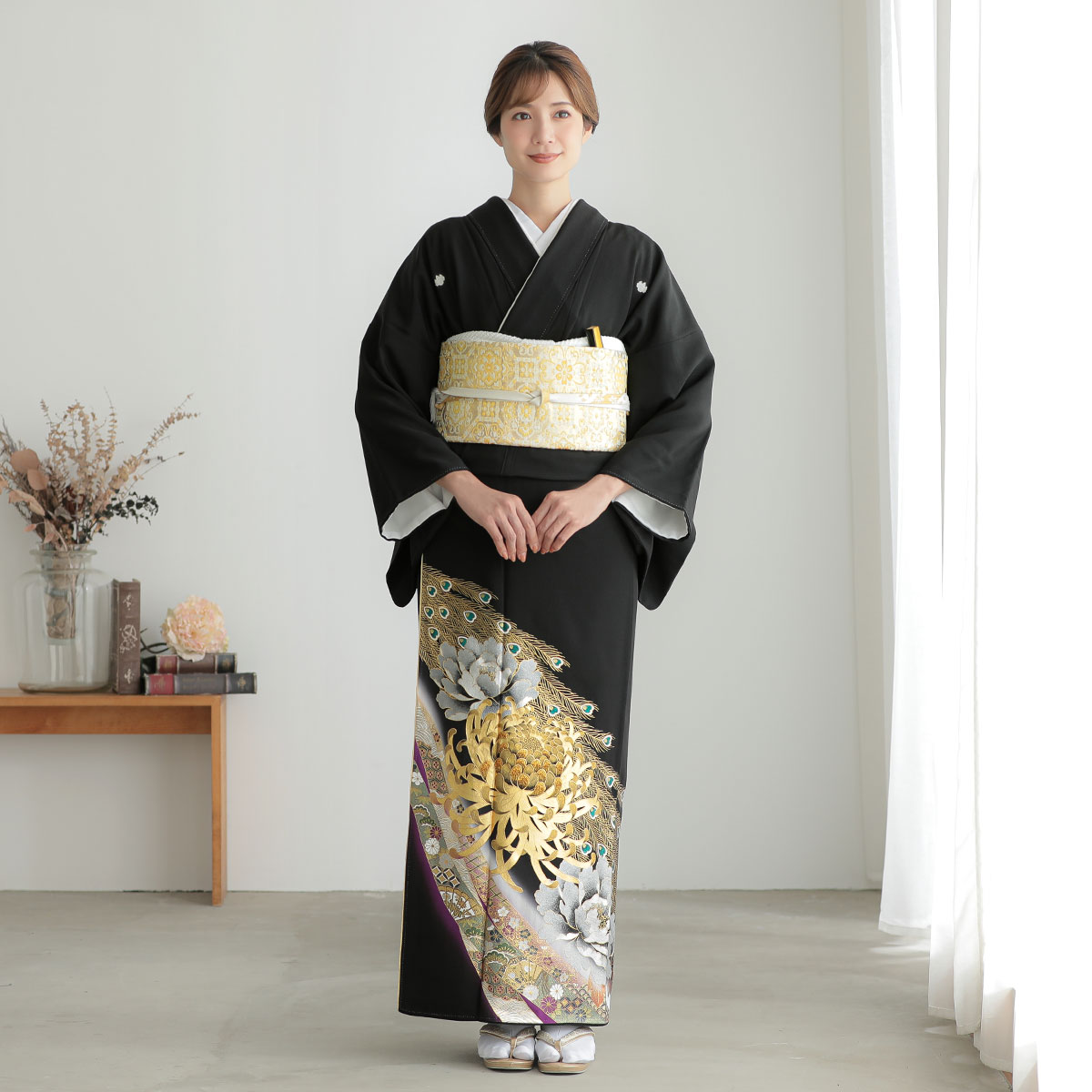 黒留袖：T400 桂由美 紫 乱菊牡丹に尾羽| 黒留袖レンタル │ 京都着物