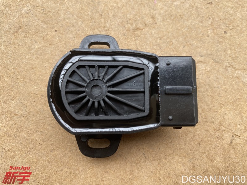 Spajero io h77w h67w evo9 ct9aセンサー、スロットルボディの