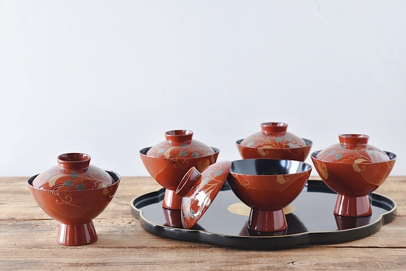 漆器輪島塗 蒔絵金彩細工鶴文 木製 蓋付椀 お煮物椀 吸物椀