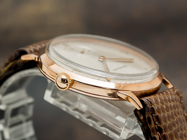 ジャガー・ルクルト ヴィンテージ 手巻きモデル スモセコ 18KPG