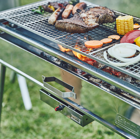 コールマン、電動ファン付きBBQグリル「クールスパイダープロ/L ファン