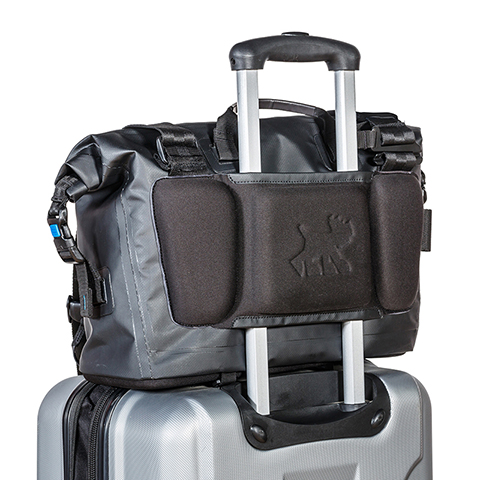 防雨仕様のカメラバッグ「Agua Stormproof Messenger 75」 - デジカメ