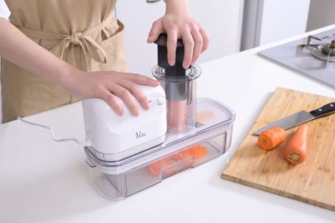 山善、大根おろしもラクな電動スライサー - 家電 Watch