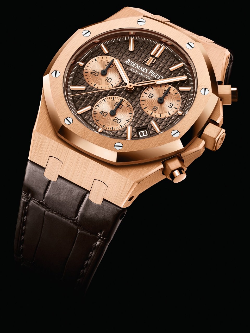 オーデマ ピゲが 進化した ロイヤル オーク クロノグラフを発表 | NEWS