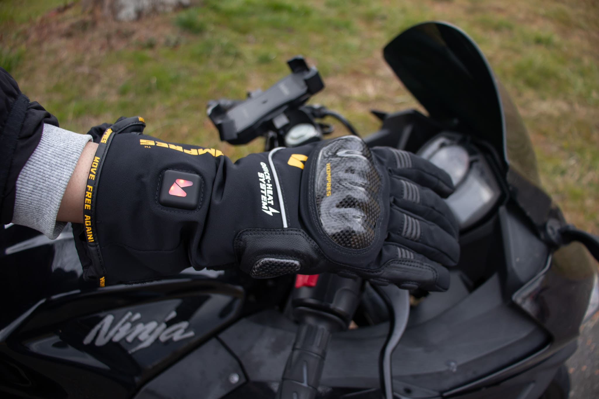 Amazonランキング1位】Hompres電熱グローブの最新4点を比較レビュー