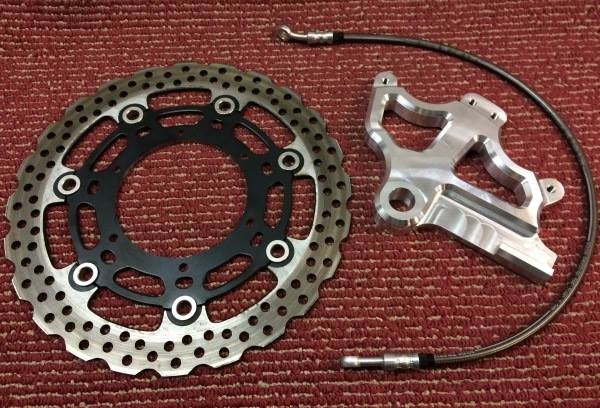 KEVTEC製 WR250X用 デュアルキャリパーブラケット｜AxxL