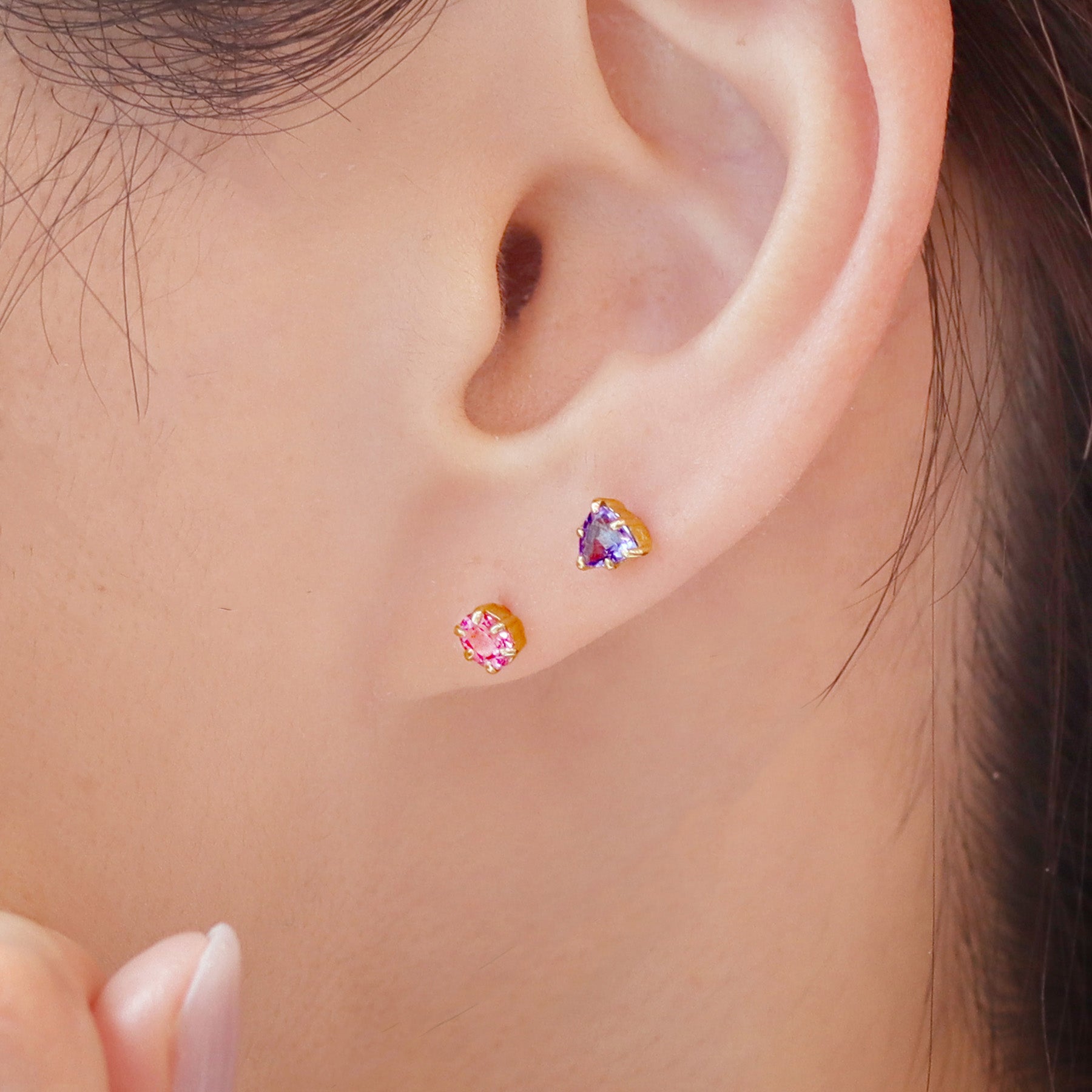 ビズー公式】ピンクスピネル K18/PT ピアス(片耳)・アミーユ | 希少石