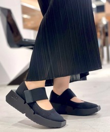 UNITED NUDE（ユナイテッドヌード）の「Mega MJ（スニーカー）」 - WEAR