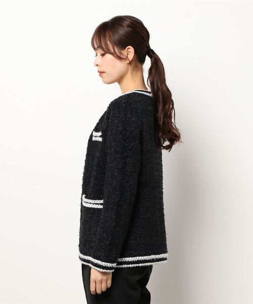 Apuweiser-riche（アプワイザーリッシェ）の「シャギーツイードニット