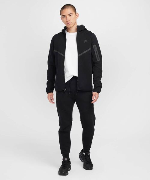 セットアップ対応商品》ナイキ テック メンズ フルジップ ウィンド