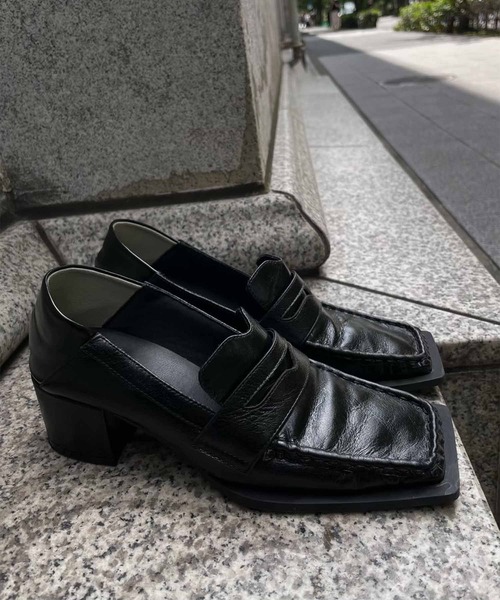 Ameri（アメリ）の「UND SQUARE TOE LOAFER（ローファー）」 - WEAR