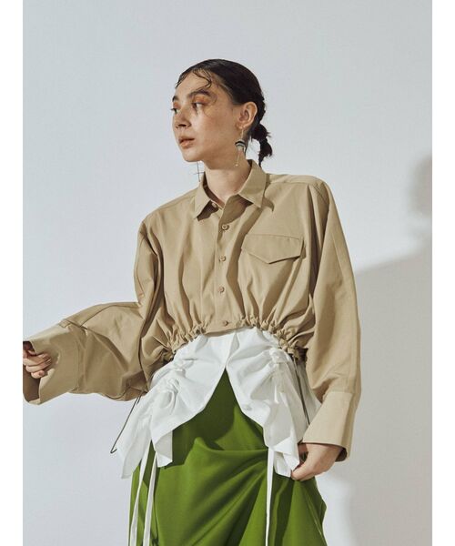 UN3D.（アンスリード）の「ヘムギャザーシャツキャミソール