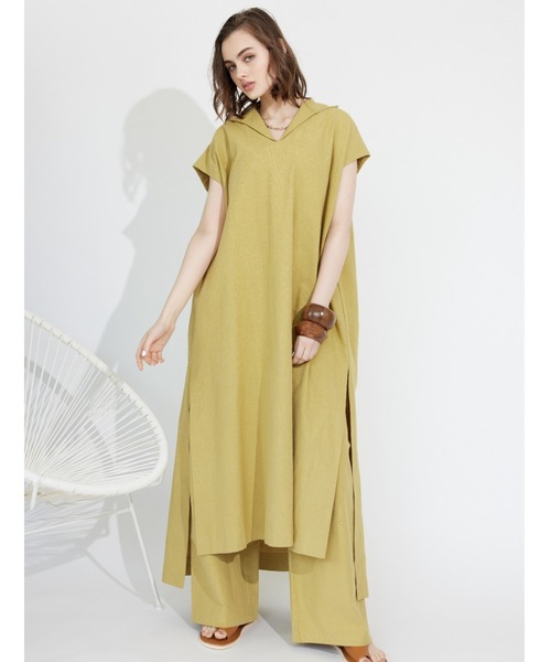 ALEXIA STAM（アリシアスタン）の「Kaftan Dress & Wide Pants Set