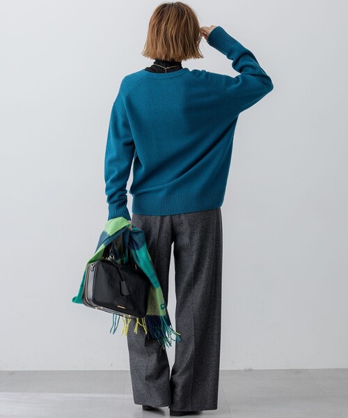 カシミヤブレンド Vネック ニット（ニット/セーター）｜23区（ニジュウ