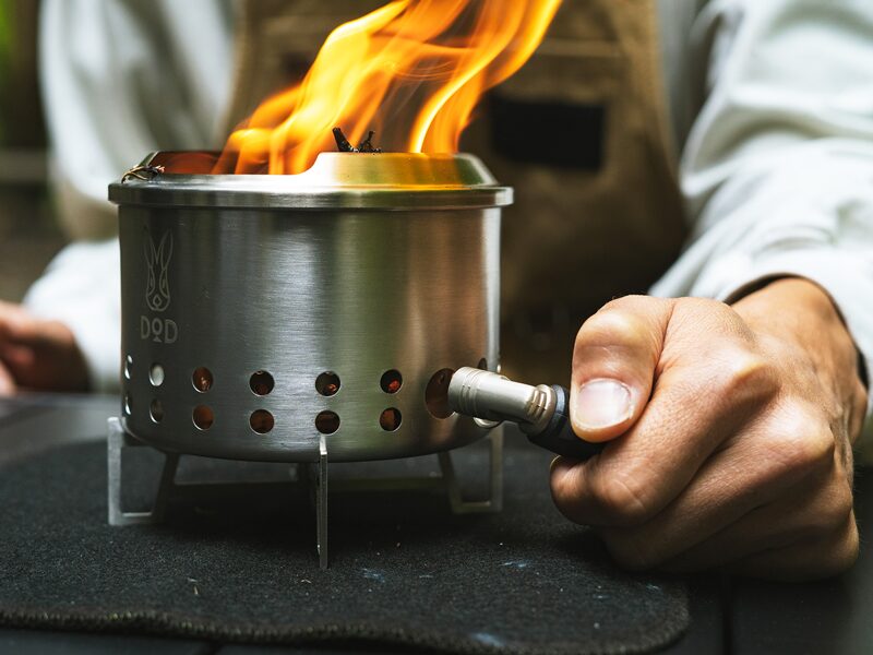 DODからコンパクト焚き火台「シェラもえファイヤー」登場 | キャンプ