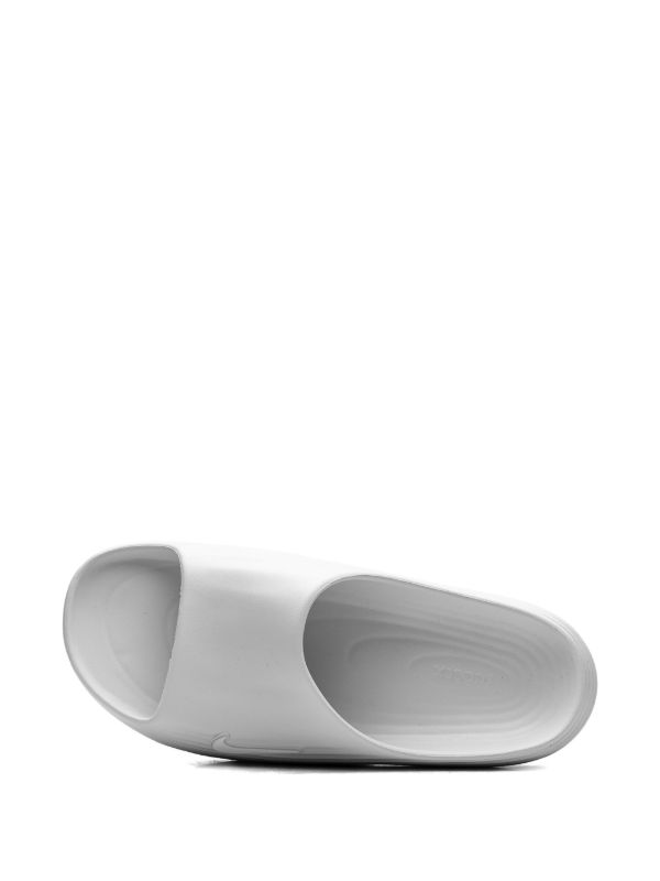 Nike Slide ReactX Rejuven8 