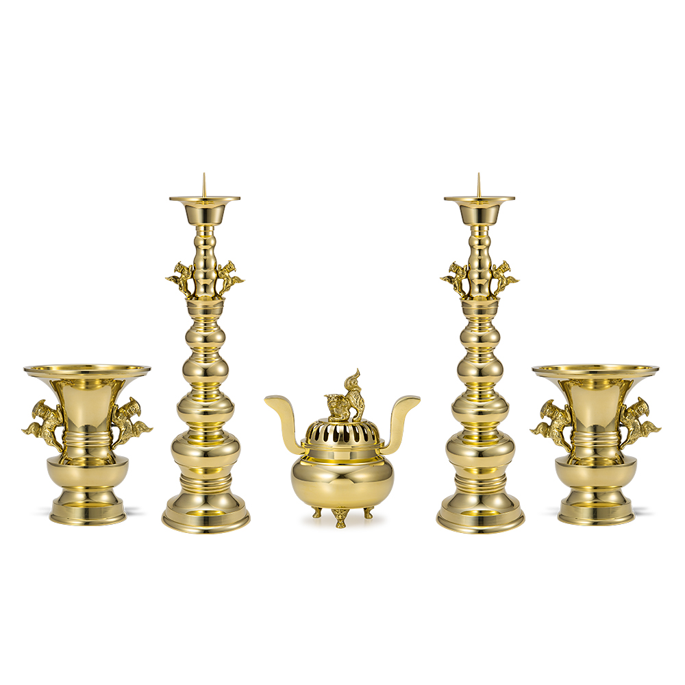 寺院用】獅子掛中口 五具足 磨き | 仏壇・仏具専門店 滝田商店