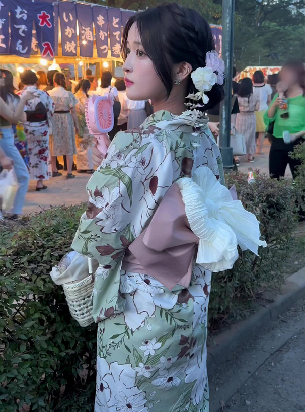 水彩花柄浴衣セット[gi1401] | レディースファッション通販のグレイル