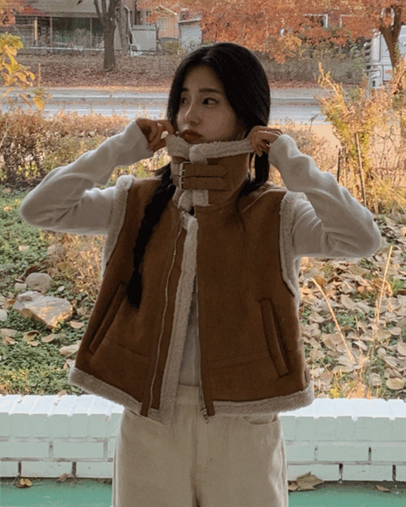 スエードハイネックムートンベスト | ファッション通販サイト NUGU