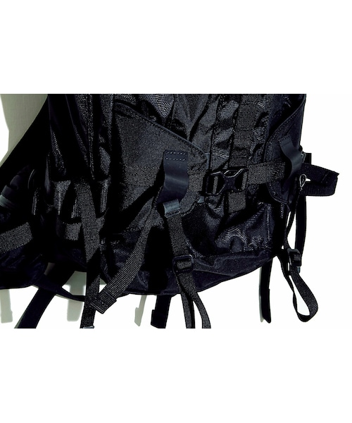 BURTON（バートン）の「Burton AK457 33L Pack Outdoor 機能後背包 黑