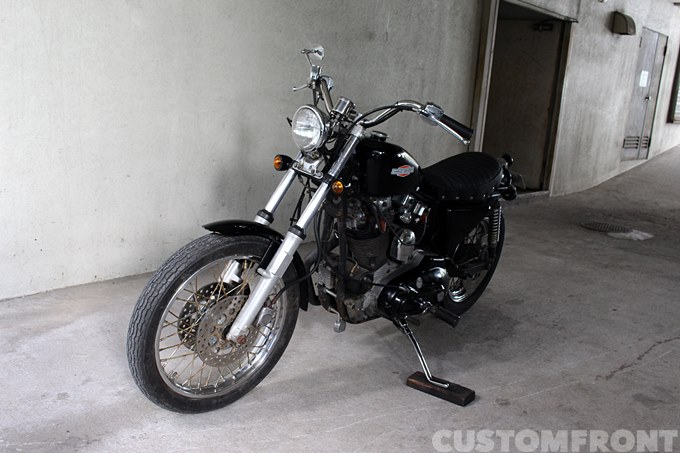 ハーレー アイアンショベル XLH1000 1980のスクランブラー・EAST URBAN