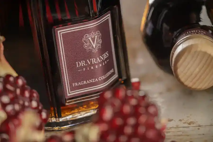 Dr. Vranjes Firenze ® 【7/24スタート】GIFT BOX 100R ROSSO NOBILE