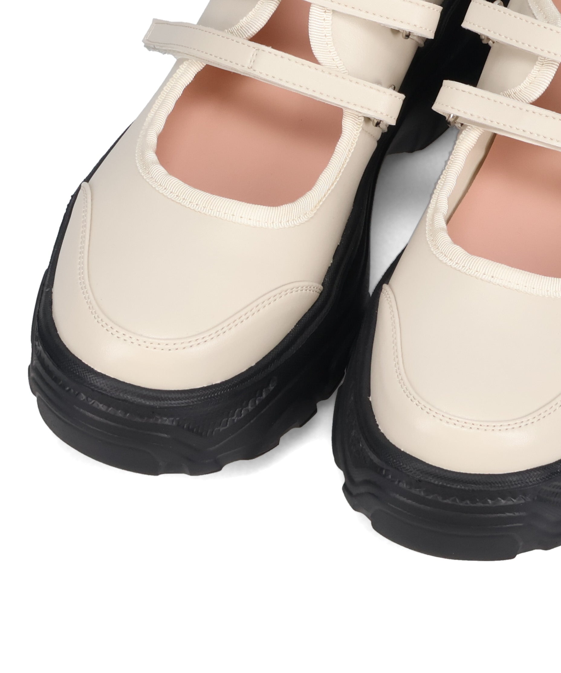 カタログ掲載アイテム】スニーカーソールメリージェーンシューズ/61115