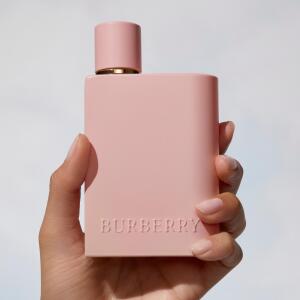 Burberry Her Parfum Burberry 香水- 一款2025年新的女用香水