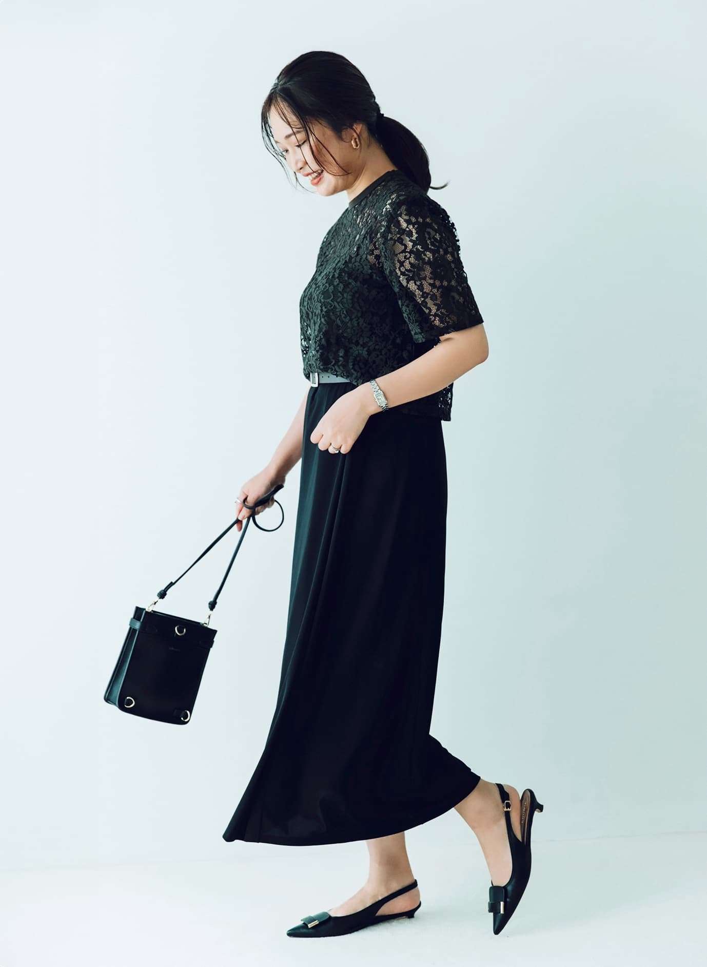 EC限定色/佐藤佳菜子さんコラボ】クロップドレースブラウス｜LOUNIE