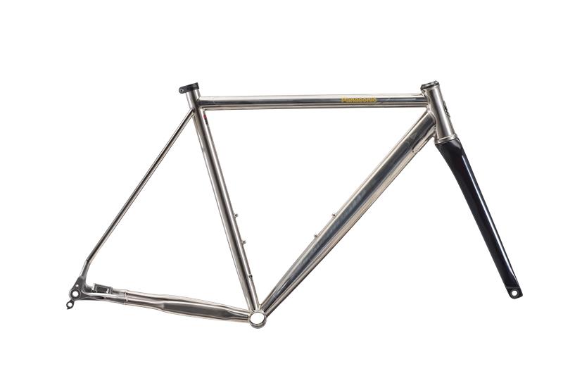 パナソニック新チタン2モデルが登場、職人が作るオーダーロードバイク