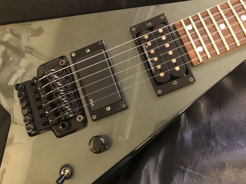 Grover Jackson / King V / EMG81 39,800円⇒34,800円 - HR/HMギター