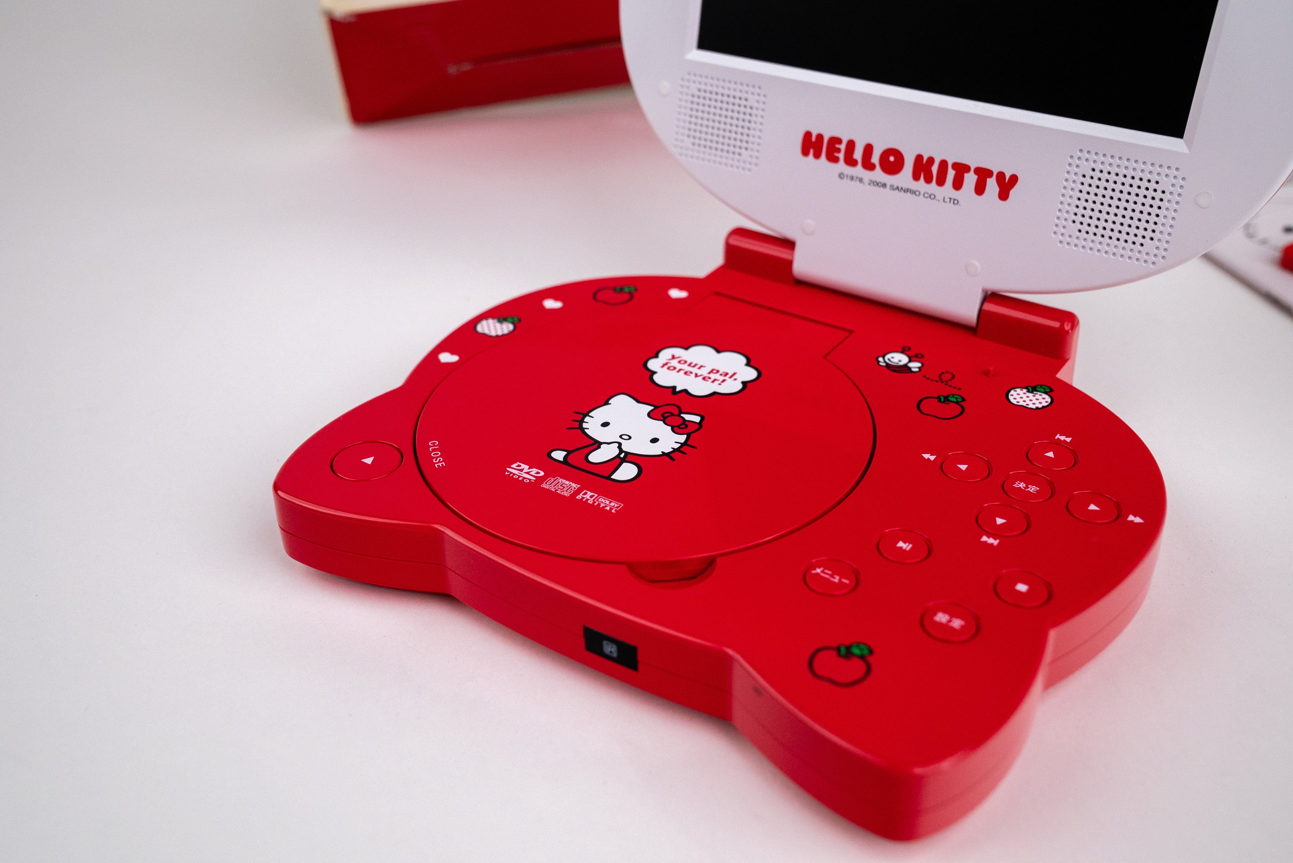 Hello Kitty DVD Player – GET Japan