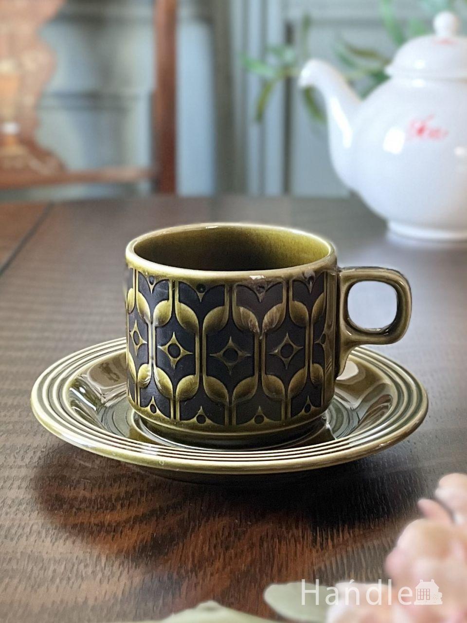 イギリスから届いたアンティークの食器、Kensingtonのカップ＆ソーサー