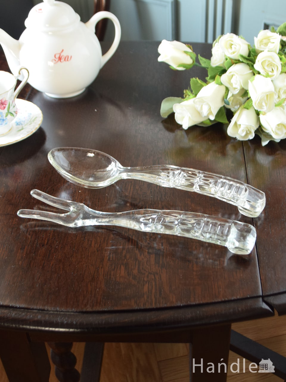 イギリスアンティークのガラスのカトラリー、プレスドグラスの