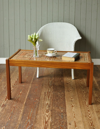 1960年代のアンティーク タイルトップコーヒーテーブル(q-189-f