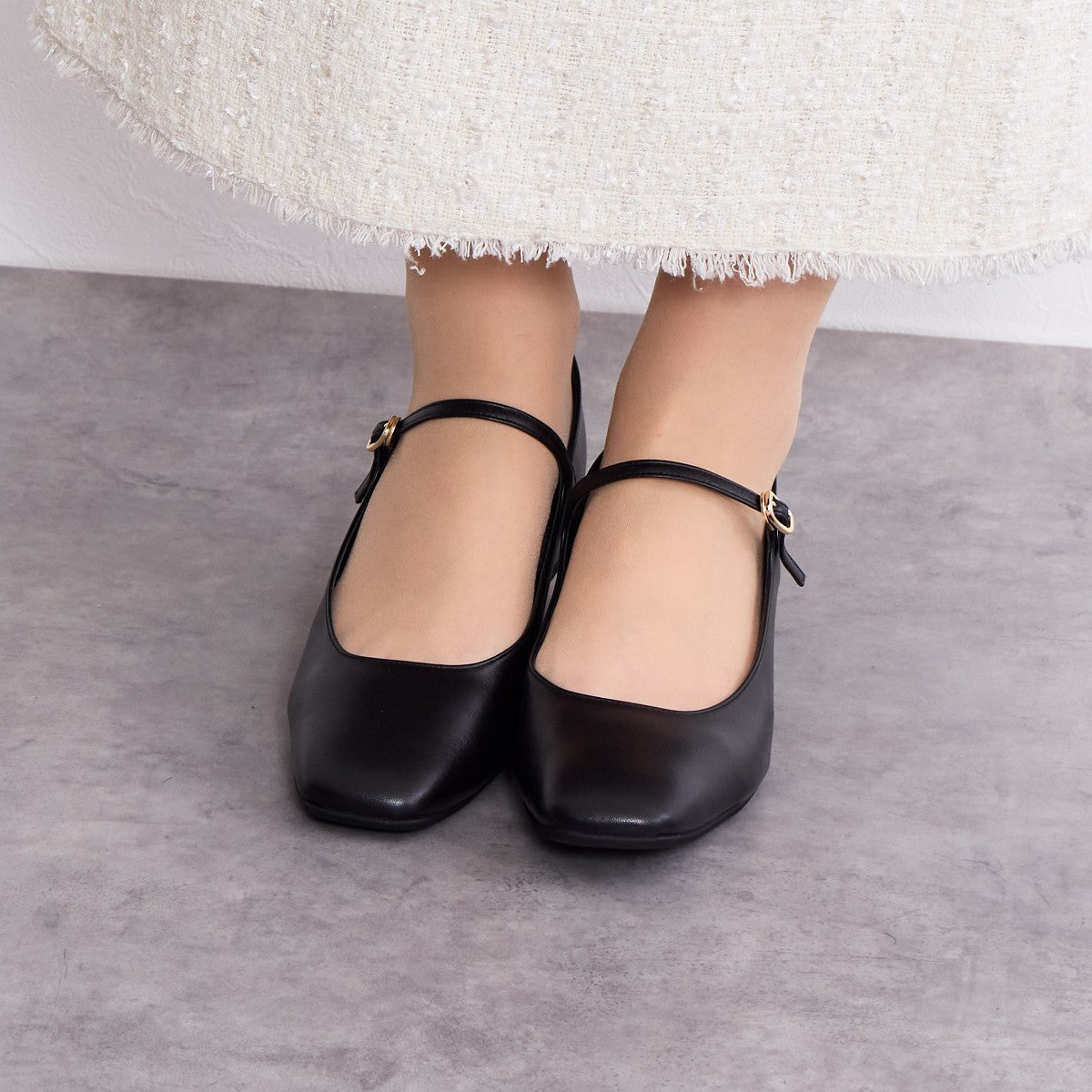 26SS新色追加】スクエアトゥメリージェーンパンプス/651111