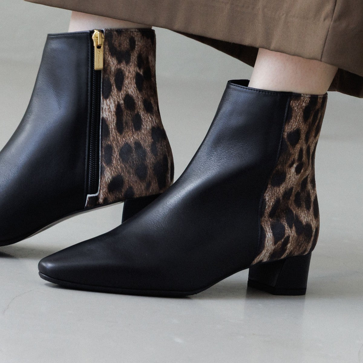 SALE】ポインテッドトゥショートブーツ/651402