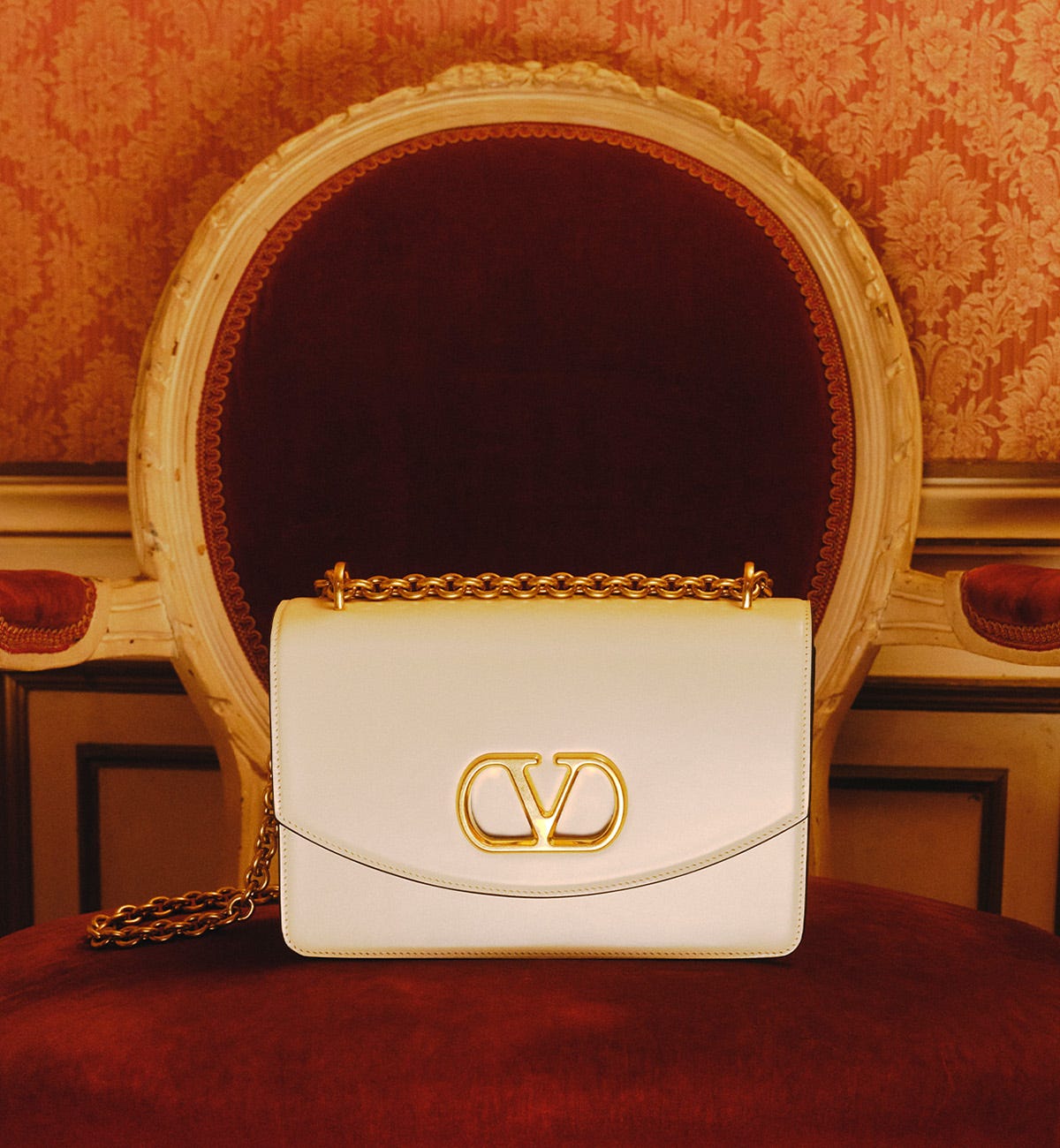 ヴァレンティノ」と真夜中の冒険へ