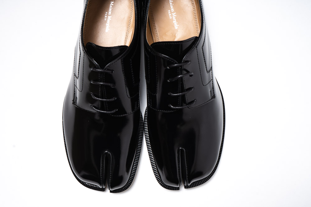 メゾンマルジェラのタビ レースアップシューズ | HUES 福岡セレクト