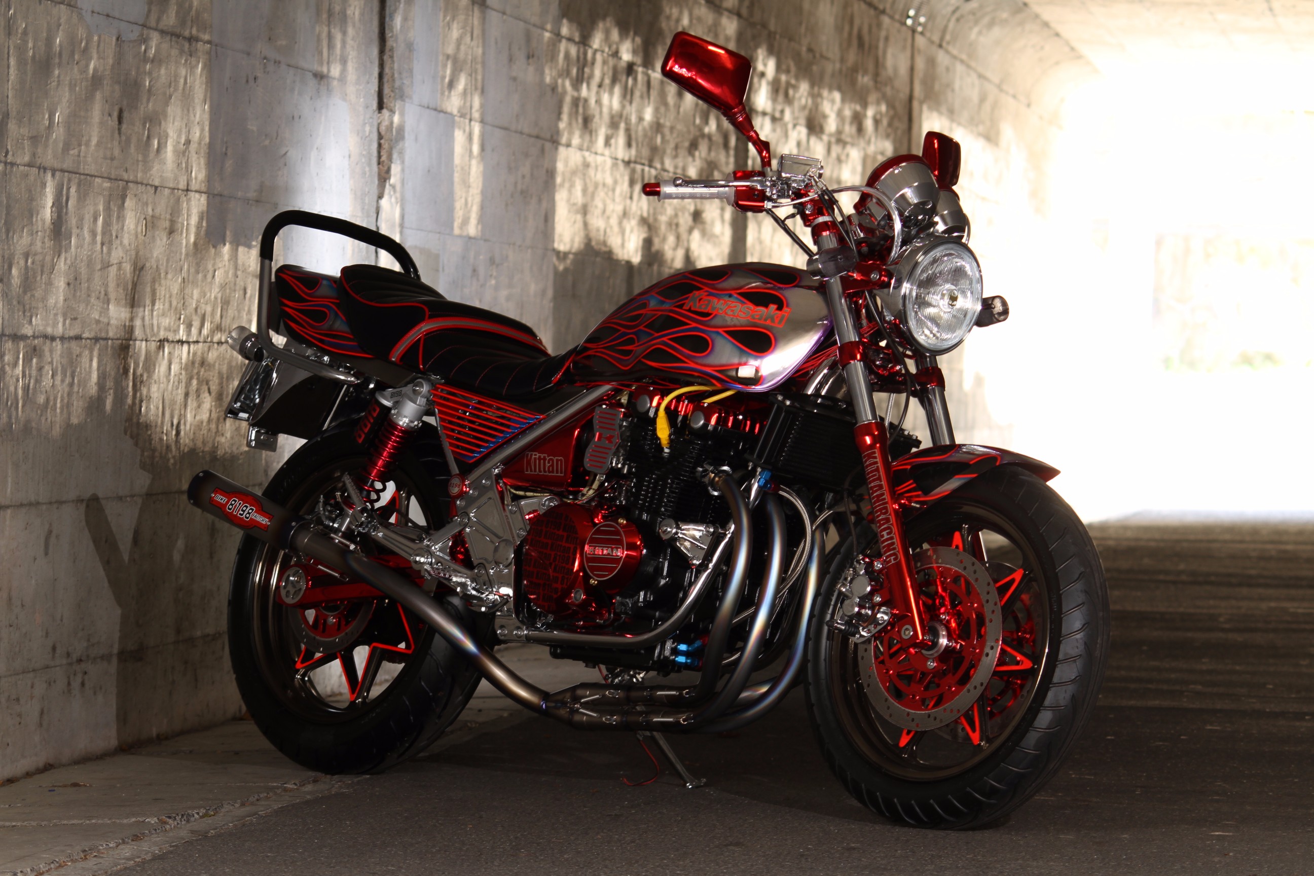 族車・旧車會仕様「ゼファー400」5選！人気なカスタムを紹介するぞ！