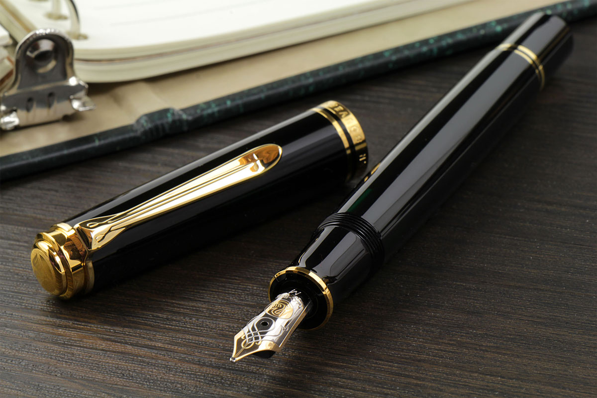 ペリカン（Pelikan） 万年筆スーベレーン M600 ブラック 万年筆